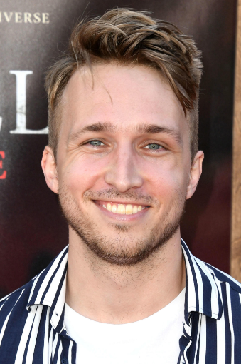 Shayne Topp Age, Career, Family, Net Worth, Height Bio/Wiki 2024.